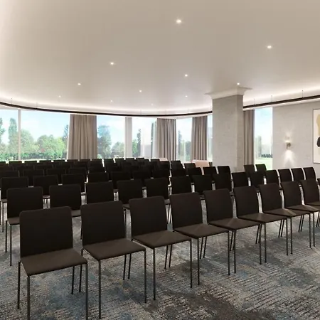 Steigenberger 4*