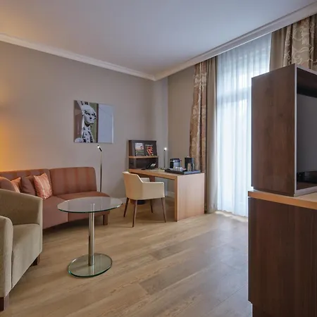 巴特诺伊纳尔施泰根博阁度假酒店 酒店 4*